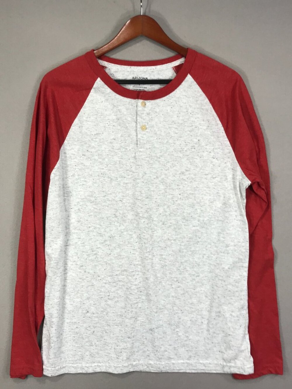 Arizona Jeans Co T Shirt Men's Large Red Henley Raglan Pullover Buttons LS Tee